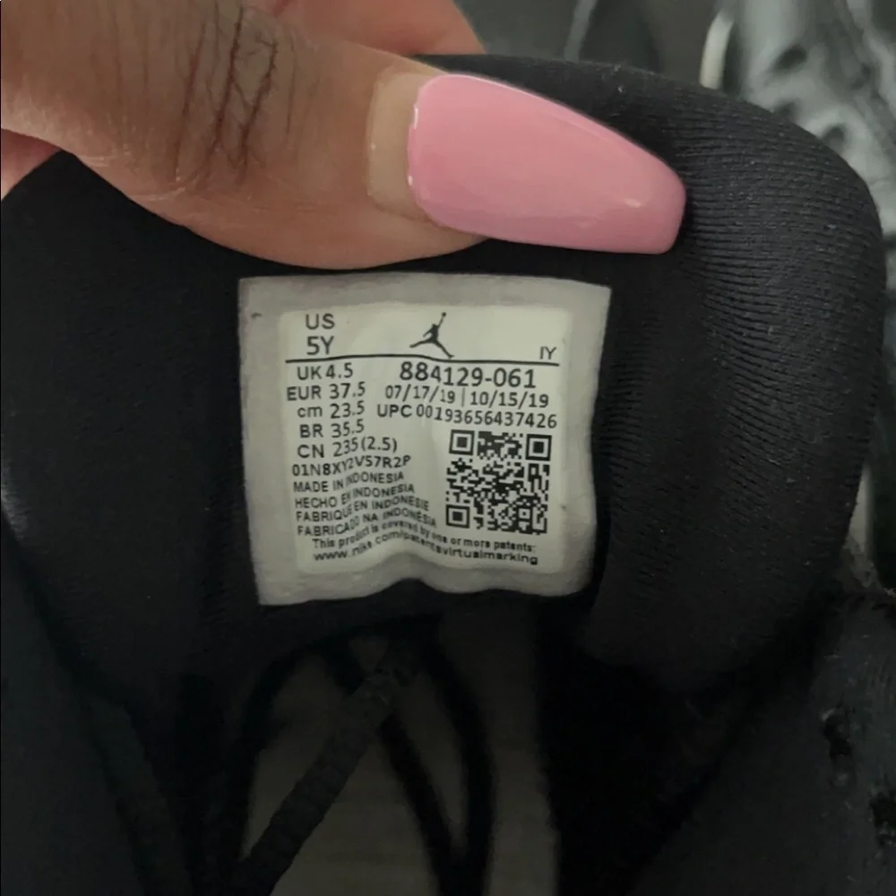 Jordan 13 - Picture 6 of 8